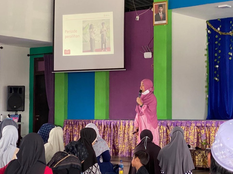 Seminar Pendidikan Karakter, Ketua Yayasan Mutiara Bunda Bali : Penanganan dan Pendampingan yang Tepat Akan Sangat Membantu Anak Pra Remaja Tumbuh dan Berkembang Dengan Maksimal