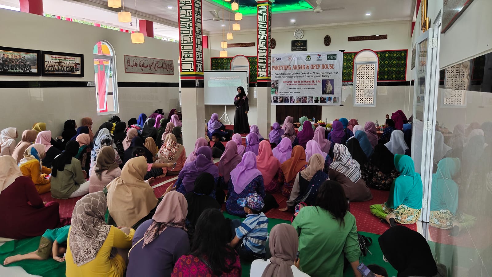 Parenting Akbar: Wujudkan Anak Usia Dini Berkarakter Melalui Penerapan PHBK Dalam Menyongsong Generasi Emas yang Akan Datang