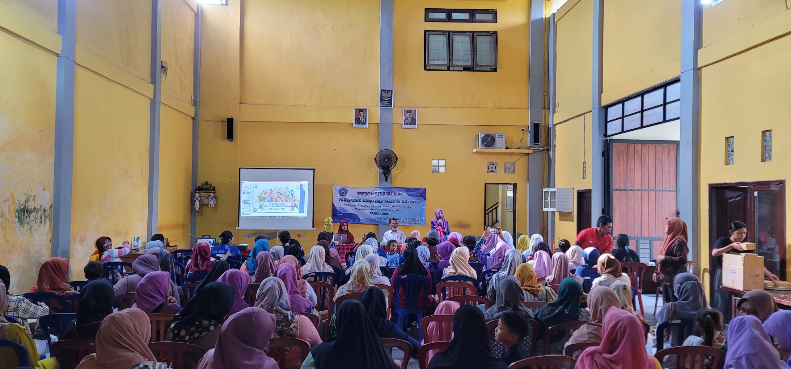 egiatan Parenting Wali Murid & Guru PAUD Banyubiru, kecamatan Negara, kabupaten Jembrana Kamis (31/08/2023) 