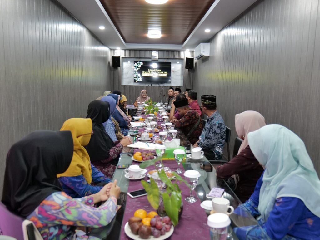 Studi Komparasi Kelembagaan Madrasah Kabupaten Gianyar ke Kota Denpasar, Rabu, (26/06/2024)