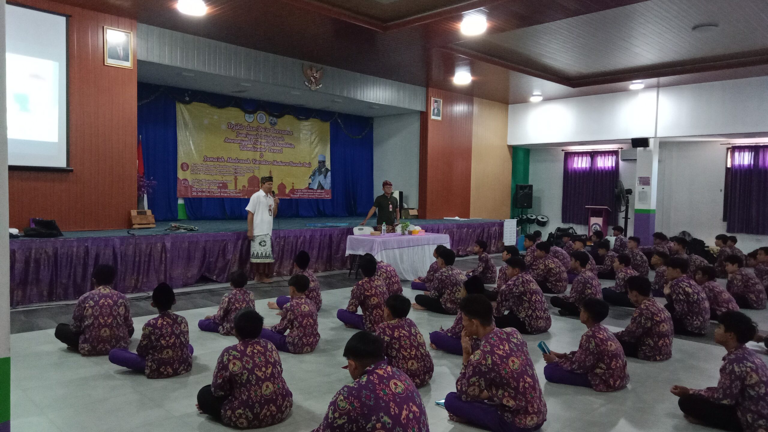 Aksi Bergizi Serentak : Edukasi Kesehatan Gizi dan Reproduksi pada Remaja di MTs Karakter Mutiara Bunda Bali