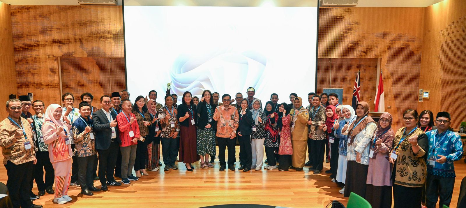 Lebih dari 40 Perwakilan Hadiri ESEM BRIDGE 2025: Wujud Nyata Kemitraan Sekolah Indonesia-Australia